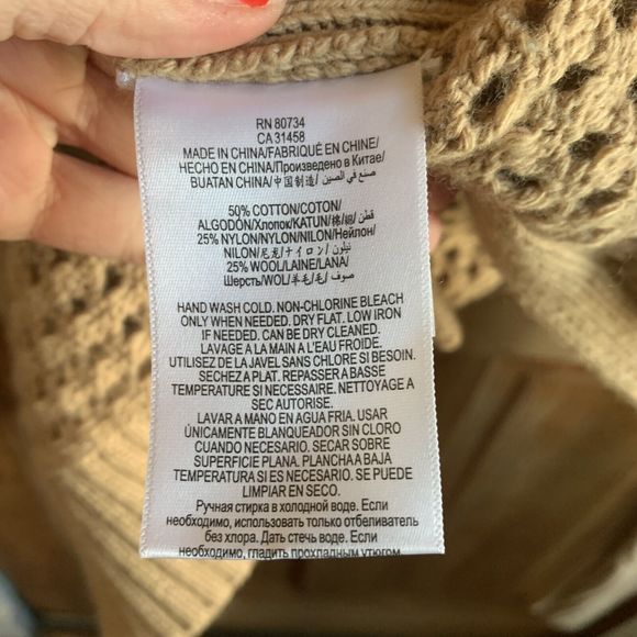 BCBG Max Azira Bethenny Camel Tan Chunky Knit Crochet Cowl Sweater, Size Small - Picture 11 of 13